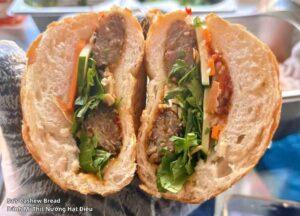 Sa's Cashew Bread Bánh Mì Thịt Nướng Hạt Điều 1